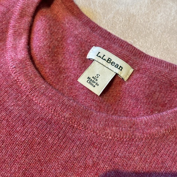 L. L. Bean Cashmere Crewneck Sweate - Picture 3 of 4